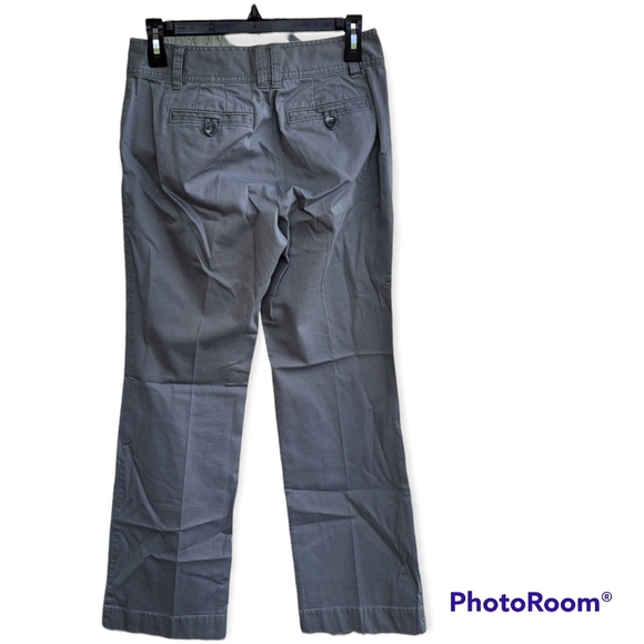 Ann Taylor Women Flat Front Straight Leg Fit Chino Pants 0P Curvy Gray - Picture 2 of 5